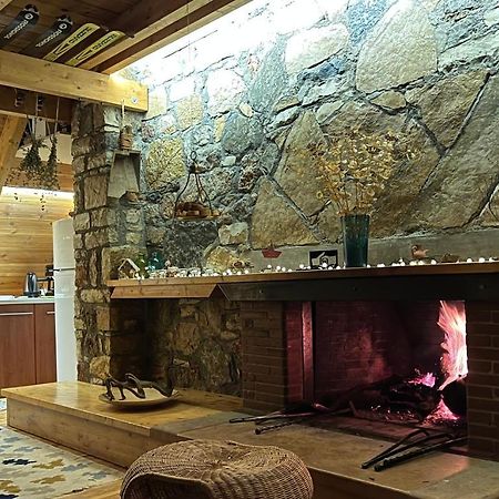 Chalet In The Forest كالافريتا المظهر الخارجي الصورة